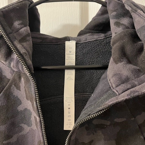 Lululemon Full Zip Scuba - Picture 3 of 3